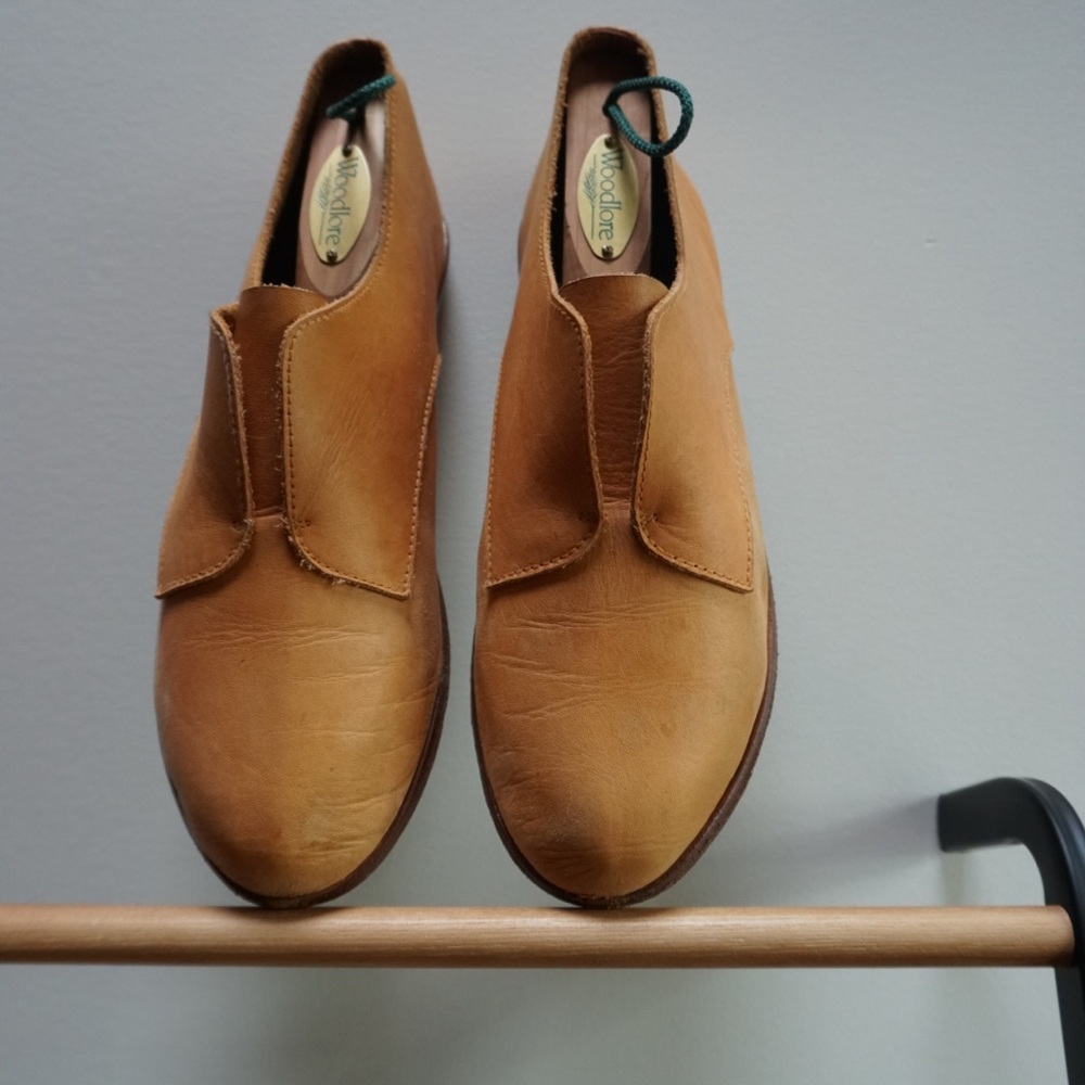 Tan leather glove slip on oxfords